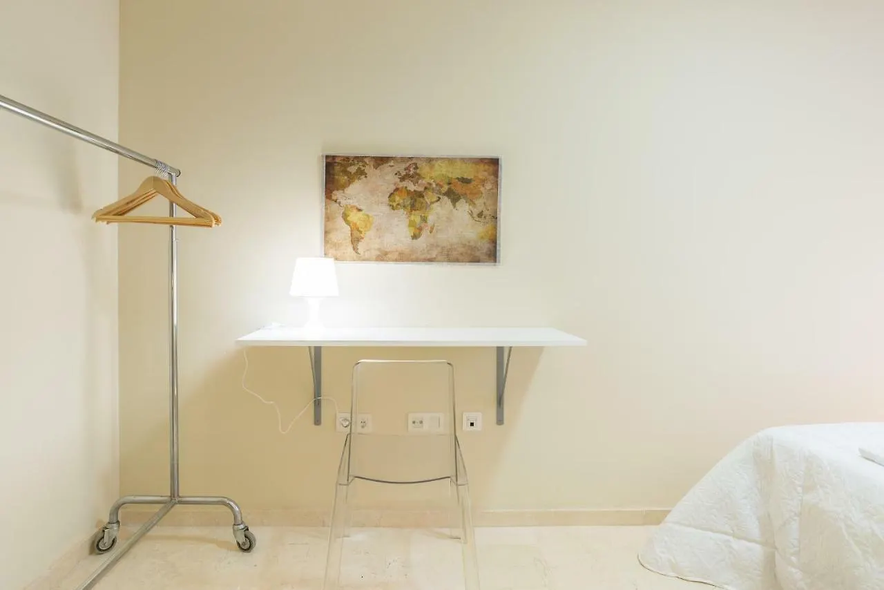 Apartamento 15 Calle Guillén Robles Málaga
