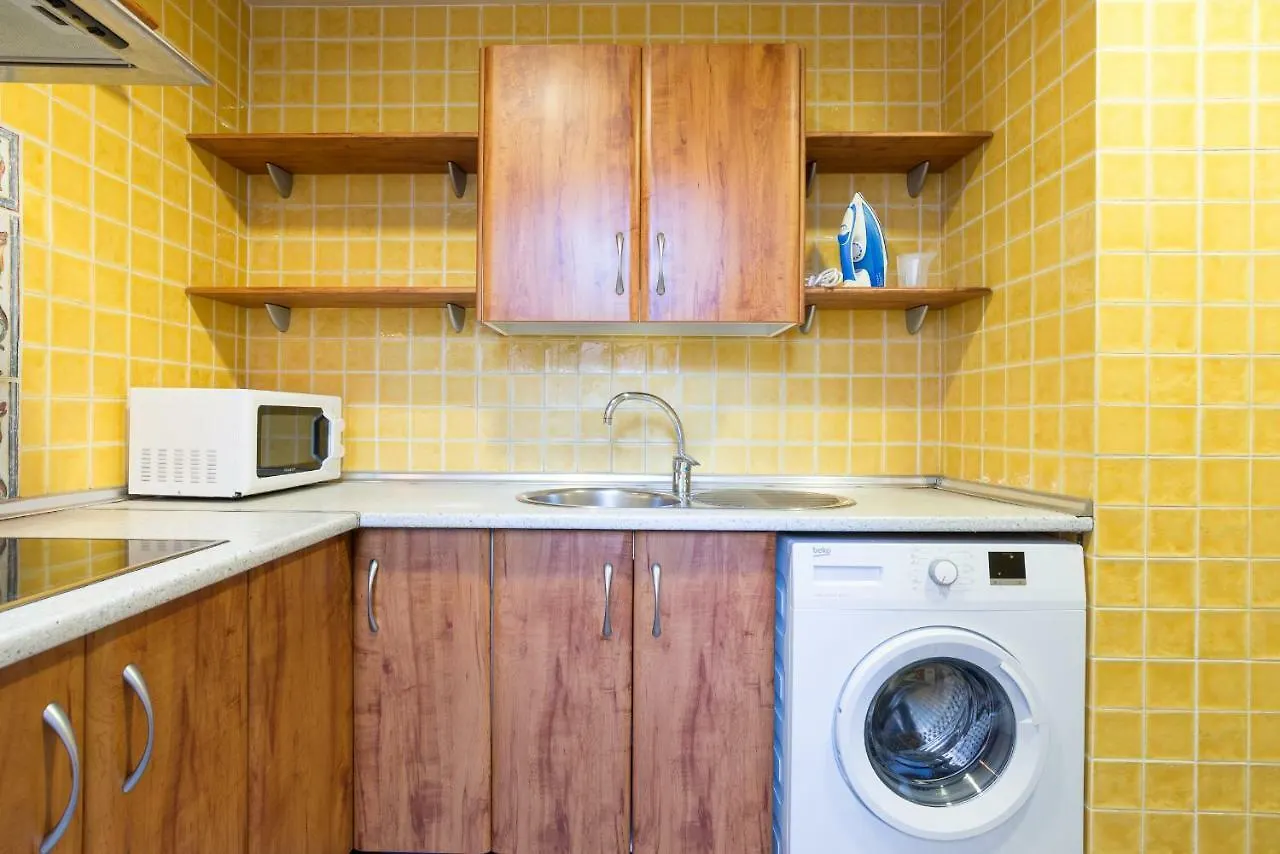 公寓 Gr0-Quiet Apartment, Private Backyard, Walk To Old Town 马拉加 西班牙